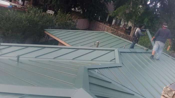 Color Standing Seam Metal Roofs