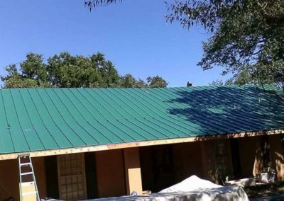 Color Standing Seam Metal Roofs